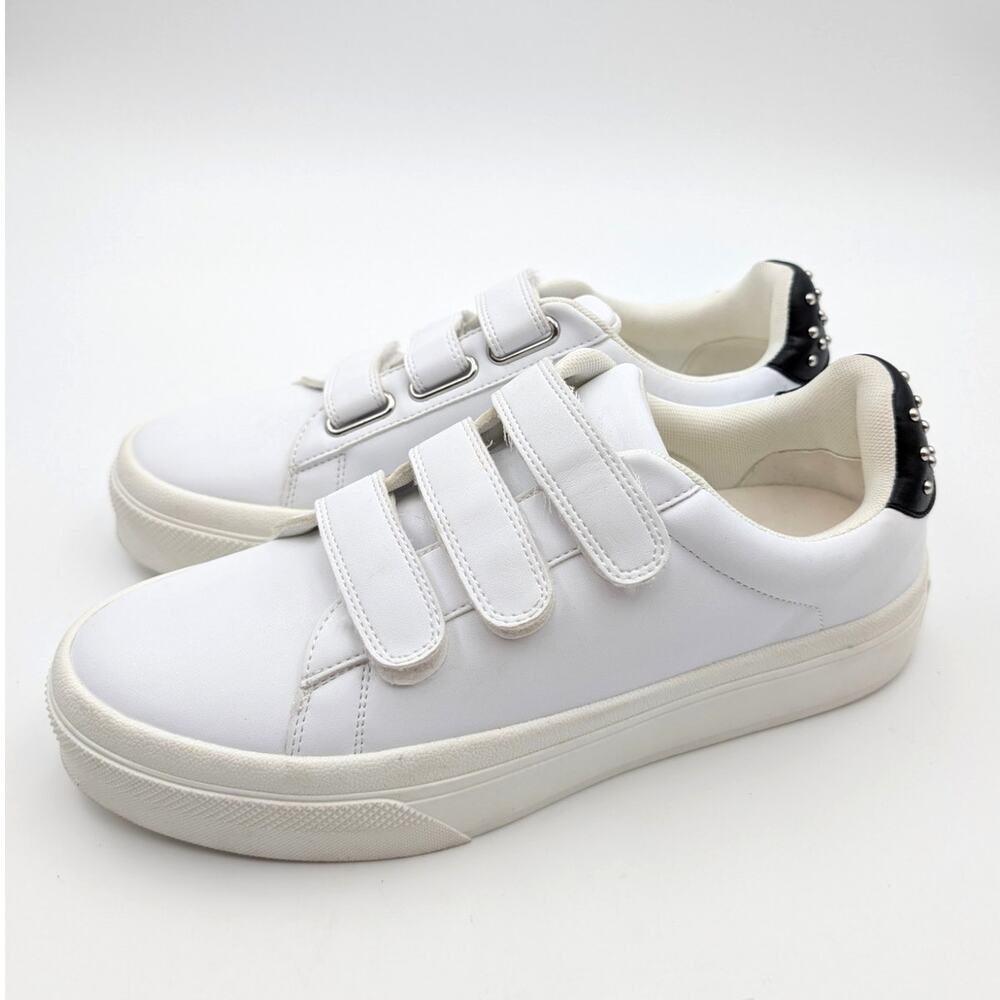 J/SLIDES White Leather Sneakers with Black Studded Heel